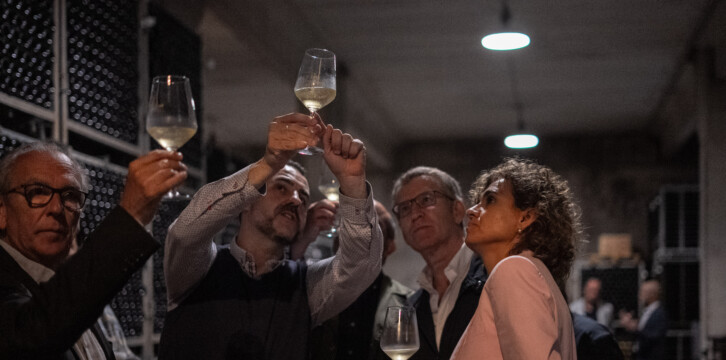 Feijóo visita la bodega Canals y Munne