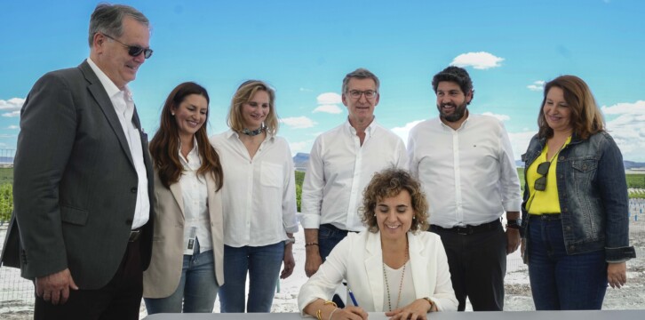 Alberto Núñez Feijóo participa en un acto sobre agricultura en Cieza, Murcia