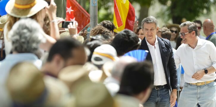 Alberto Núñez Feijóo clausura el acto del PP de Madrid en el Parque de Berlín