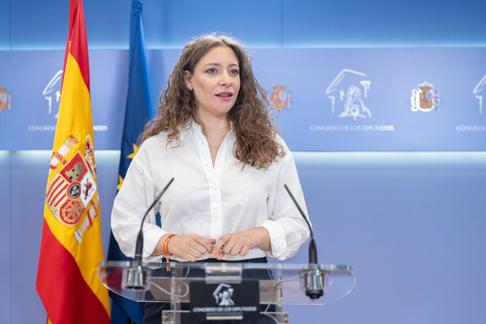 Ester Muñoz: “Nadie habla de las pocas leyes del Gobierno de Sánchez, pero  la gente sí se acuerda de ver a su número dos en un furgón camino de  prisión” - Partido