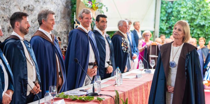 Alberto Núñez Feijóo en Capítulo Serenísimo de la LXXIII edición de la Fiesta del Albariño de Cambados.