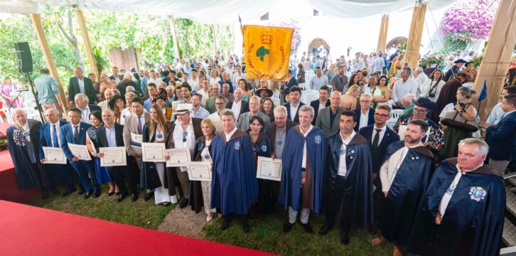 Alberto Núñez Feijóo en Capítulo Serenísimo de la LXXIII edición de la Fiesta del Albariño de Cambados.