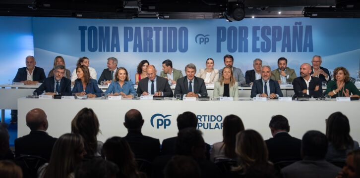 Feijóo preside la Junta Directiva Nacional