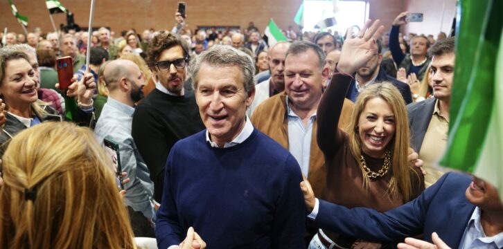 Feijóo en un acto del PP en Lobón, Extremadura