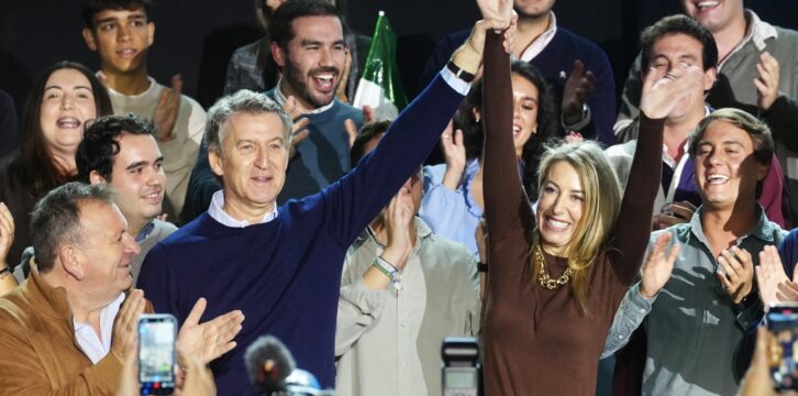 Feijóo en un acto del PP en Lobón, Extremadura