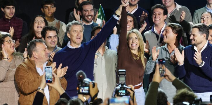 Feijóo en un acto del PP en Lobón, Extremadura