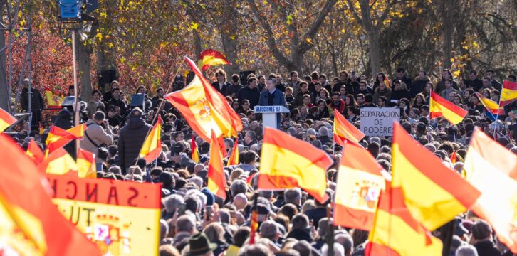 Alberto Núñez Feijóo interviene en la concentración 