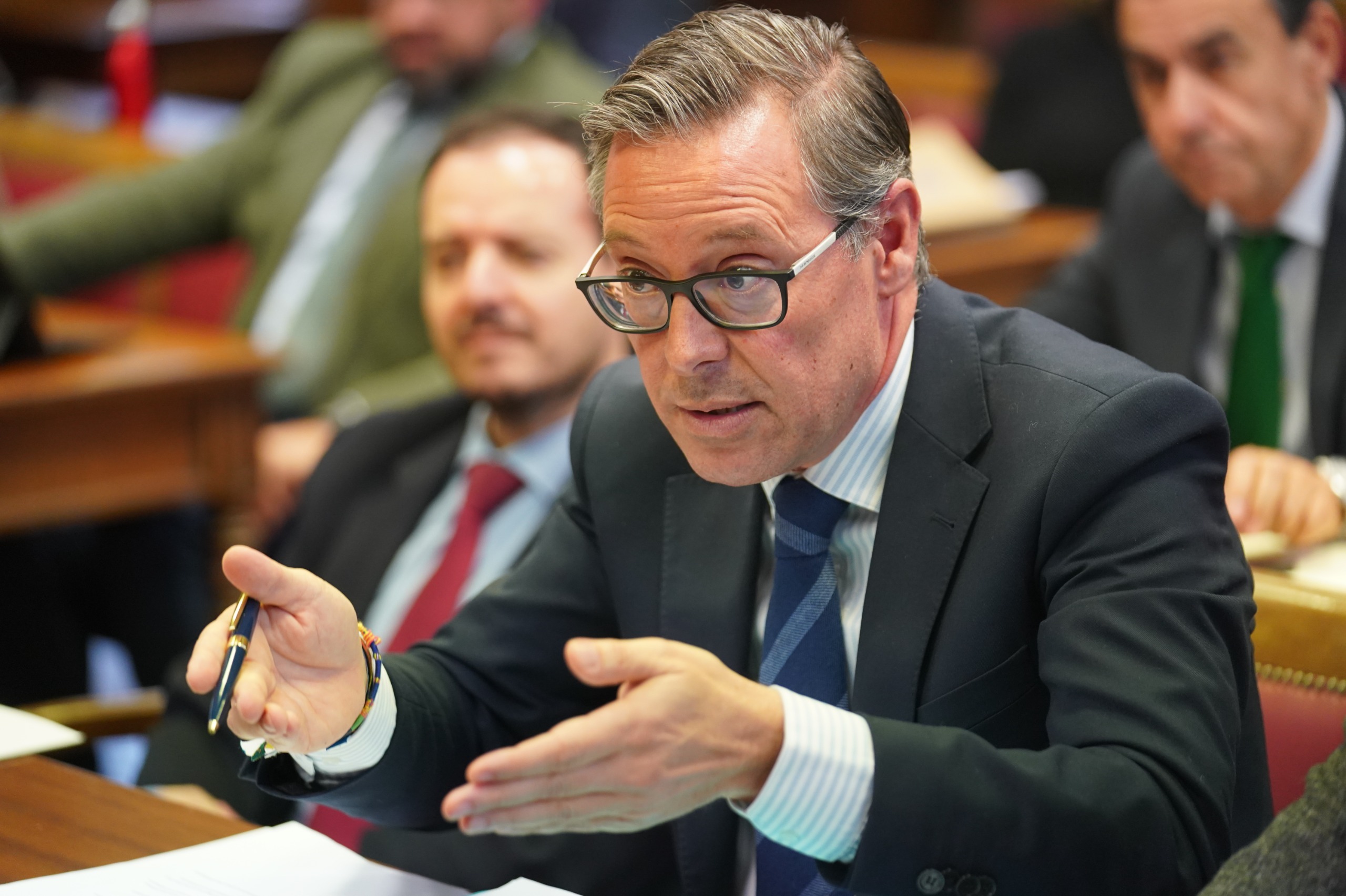 Hồ sơ tham nhũng - Đảng Nhân dân