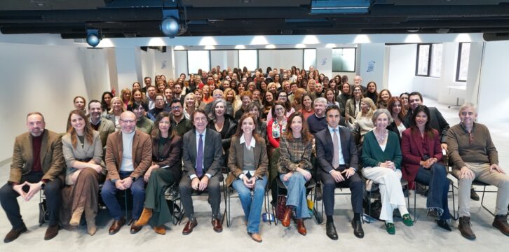 Fúnez reúne al ‘equipo social’ del PP y defiende el liderazgo del partido en políticas sociales 16.01.26
