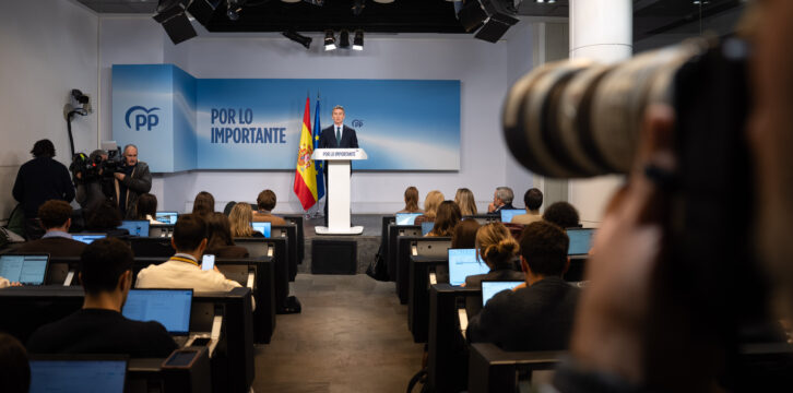 Feijóo ofrece una rueda de prensa tras la reunión de seguimiento de la crisis ferroviaria