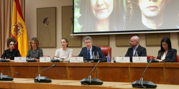 Feijóo participa en la jornada 'Mujeres Libres' organizada por el GPP en el Congreso