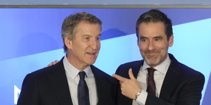 Feijóo y Borja Sémper en el desayuno informativo de NEF