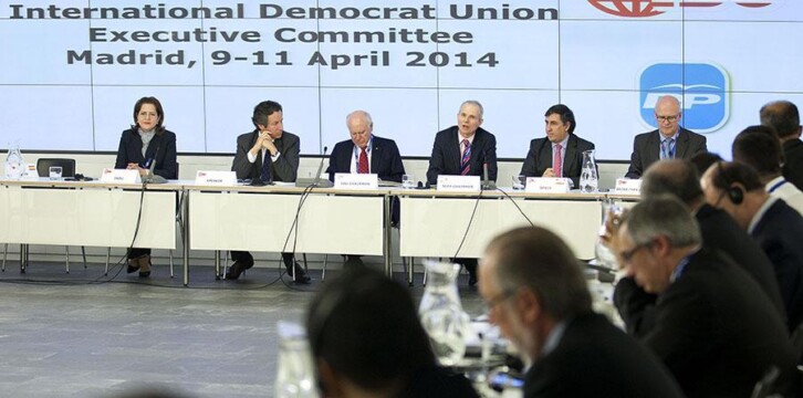 Carlos Floriano interviene en la reunión de la Unión Demócrata Internacional