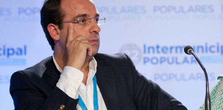 El alcalde de Móstoles, Daniel Ortiz, interviniente en la mesa 