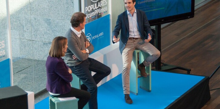 Pablo Casado, Ana Pastor, y Alberto Núñez Feijóo participan en el acto 