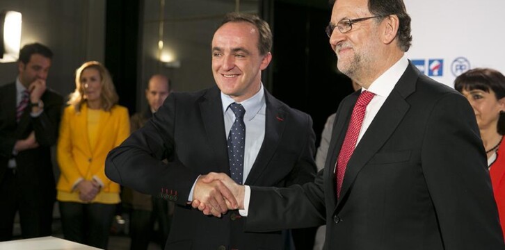 Firma del acuerdo PP-UPN