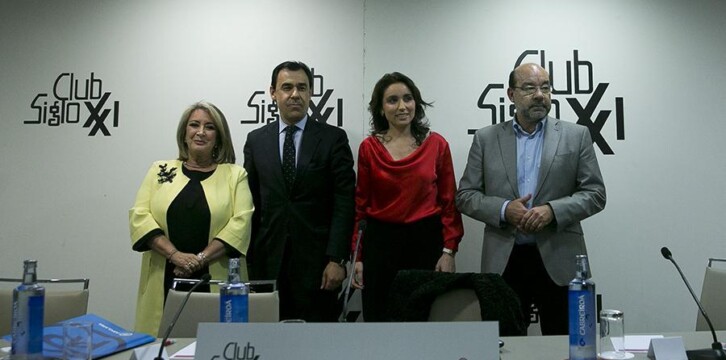 Fernando Martínez-Maillo interviene en la charla-coloquio del Club Siglo XXI