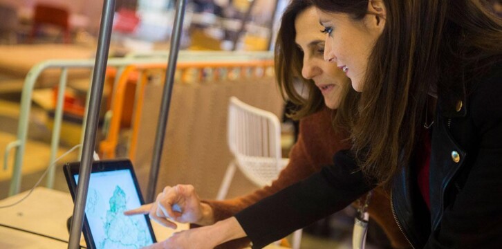 Andrea Levy visita la Feria Internacional de Turismo (FITUR)