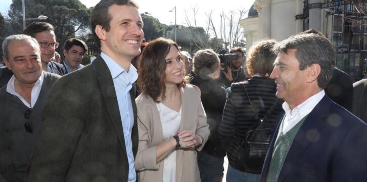 Pablo Casado acude a apoyar la manifestación en defensa del mundo rural