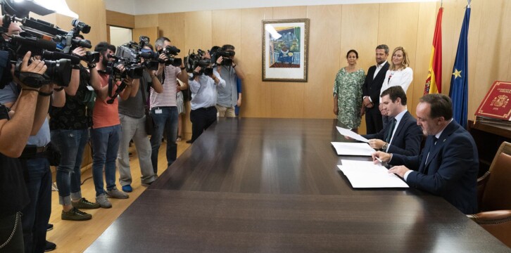 Firma de una declaración conjunta entre PP y UPN