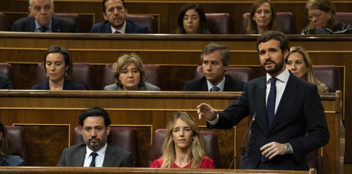 El presidente del PP, Pablo Casado, interviene en la Sesión de Control al Gobierno