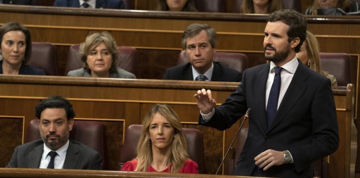 El presidente del PP, Pablo Casado, interviene en la Sesión de Control al Gobierno