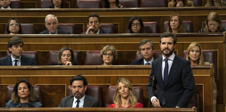 El presidente del PP, Pablo Casado, interviene en la Sesión de Control al Gobierno