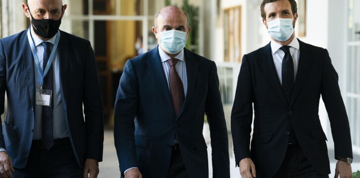 Pablo Casado y Luis de Guindos