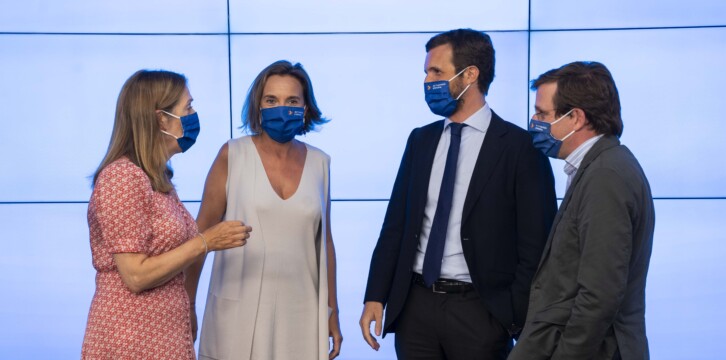 El presidente del Partido Popular, Pablo Casado, en la Junta Directiva Nacional junto a Cuca Gamarra, Ana Pastor y José Luis Martínez-Almeida