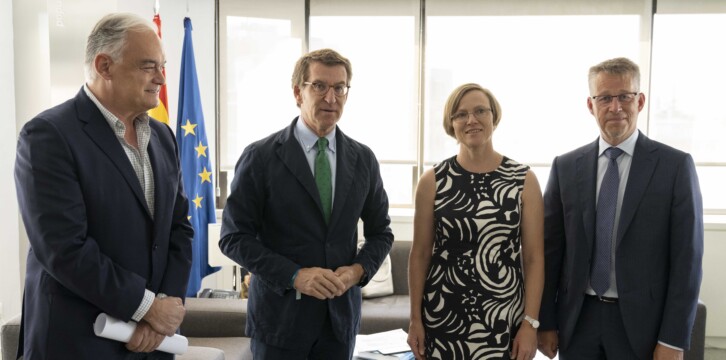 El presidente Alberto Núñez Feijoó se reúne con el embajador de Suecia y la embajadora de Finlandia