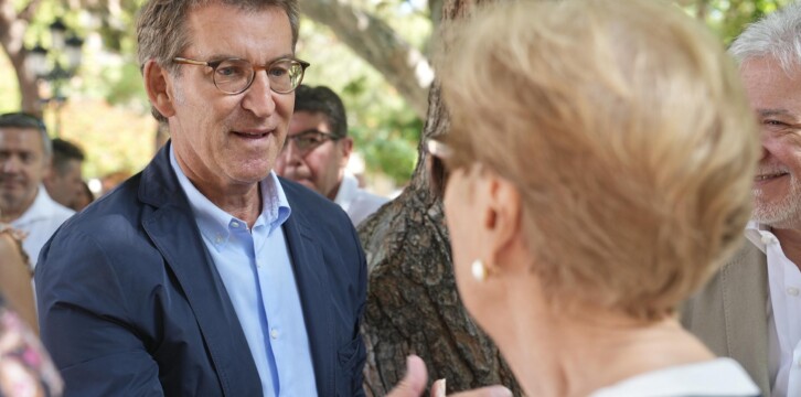 El presidente del PP, Alberto Núñez Feijóo, participa en un acto del PP en Zaragoza.