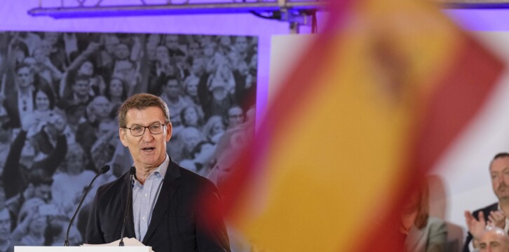 Alberto Núñez Feijóo en el acto de entrega de carnés a nuevos afiliados