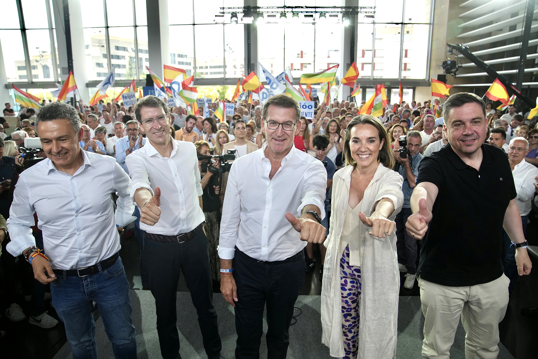 Feijóo en un mitin del PP en Logroño.