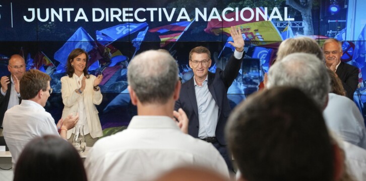 Alberto Núñez Feijóo preside la reunión de la Junta Directiva Nacional