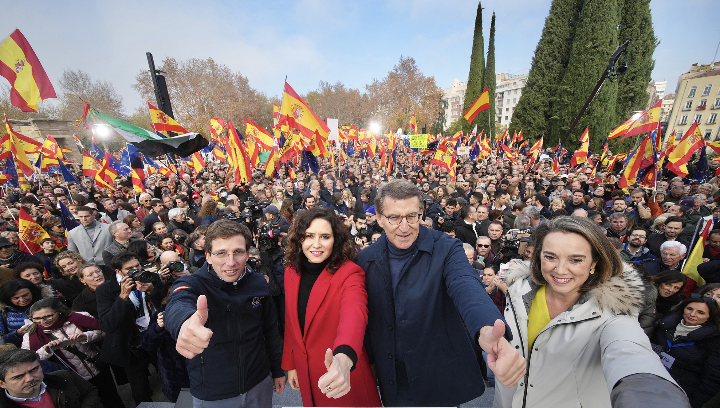Acto en defensa de la Constitución y de la igualdad de todos los españoles