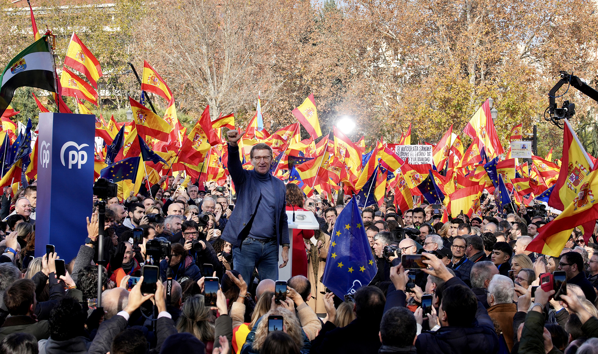 Acto en defensa de la Constitución y de la igualdad de todos los españoles