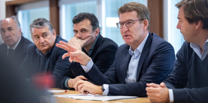 Nuñéz Feijóo en su visita a Barbate.