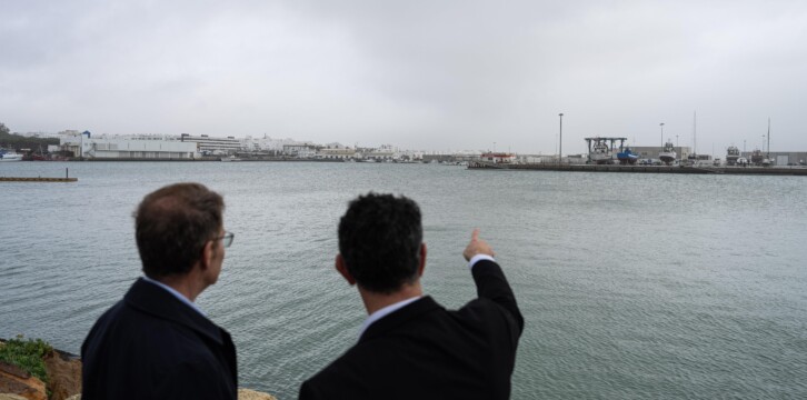 Nuñéz Feijóo en su visita a Barbate.