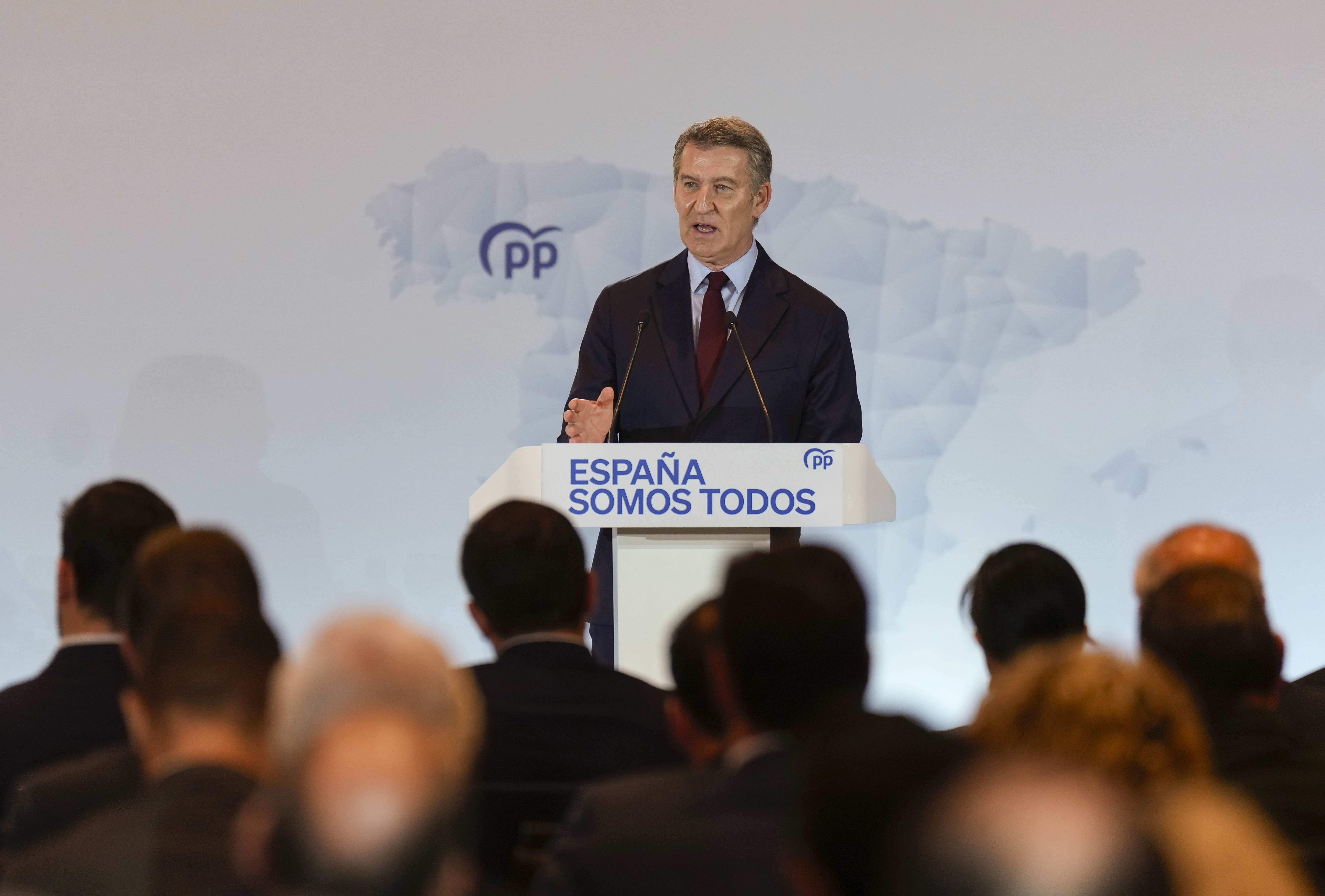 Feijóo exige a Sánchez que se vaya tras el informe de la UCO porque su ...