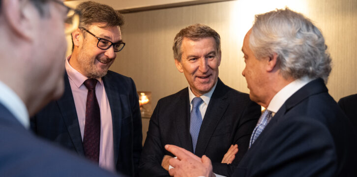 Alberto Núñez Feijóo participa en el