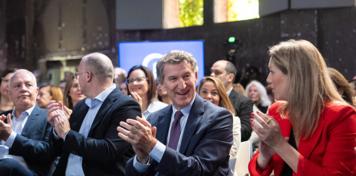 Feijóo presenta el Plan de Inmigración del Partido Popular en Barcelona