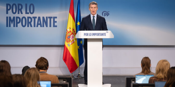 Feijóo ofrece una rueda de prensa tras la reunión de seguimiento de la crisis ferroviaria