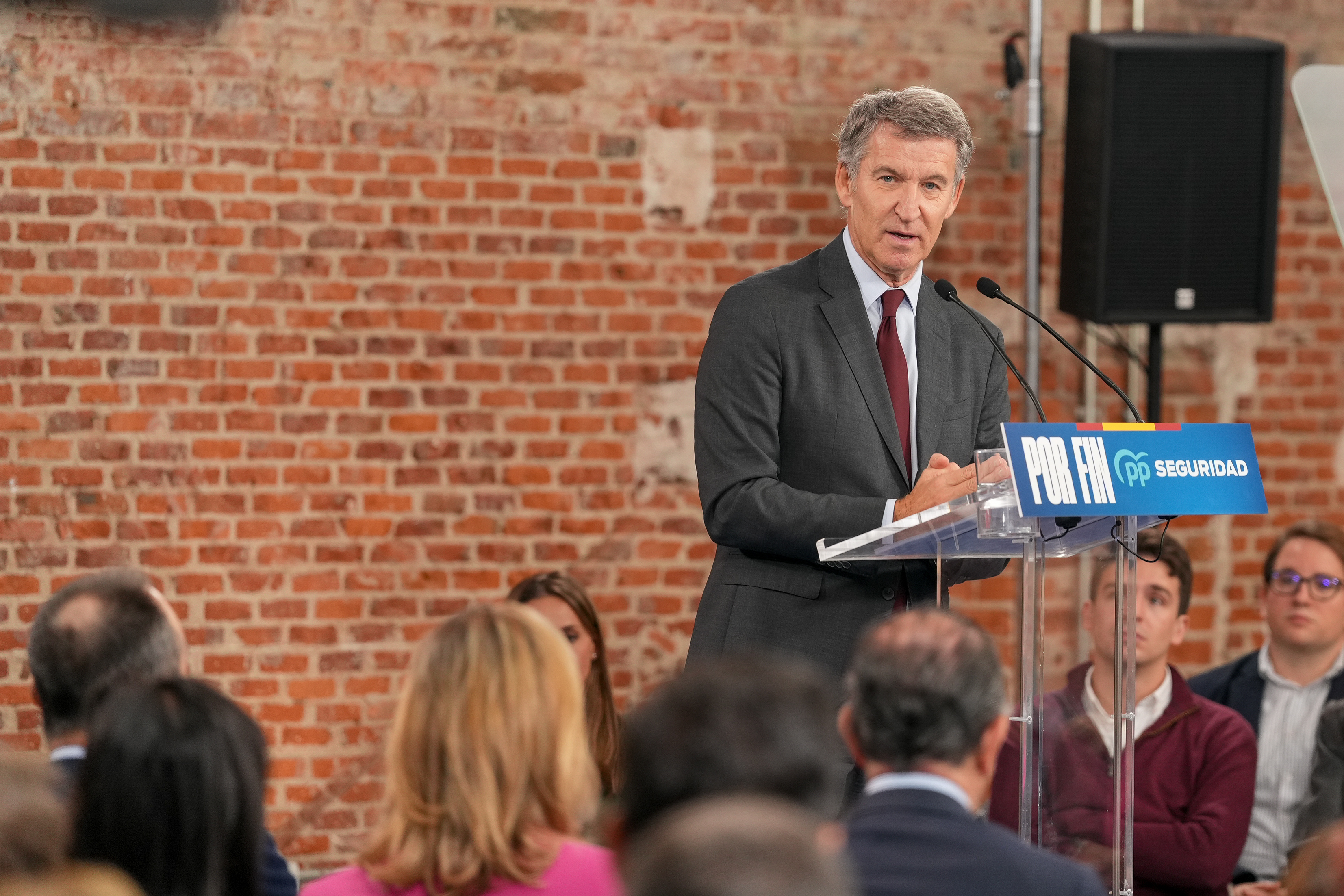 Feijóo critica a Sánchez en la presentación de candidatos del PP en Madrid