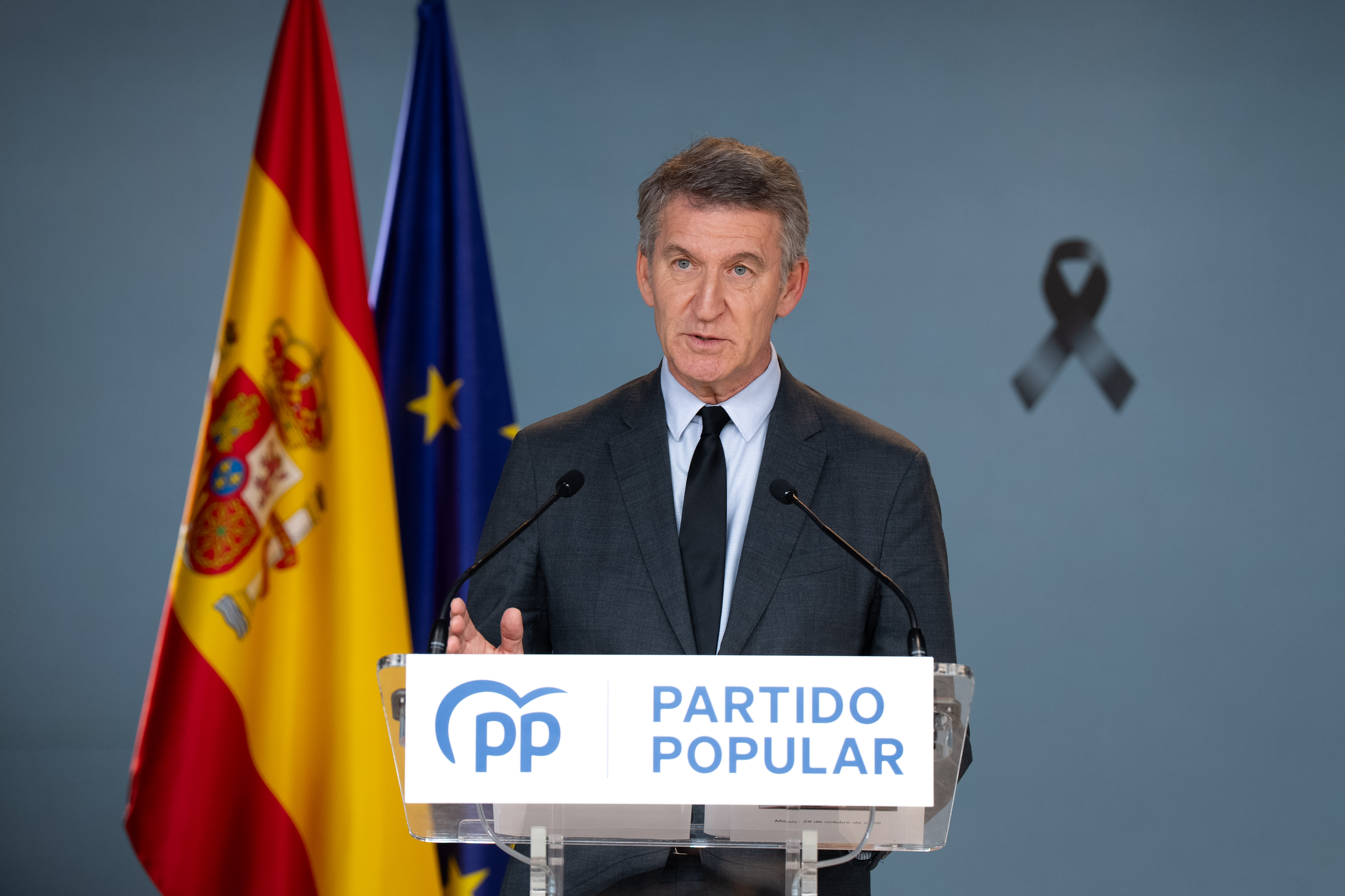 Feijóo exige en Madrid una investigación inmediata tras el segundo accidente ferroviario en 10 meses